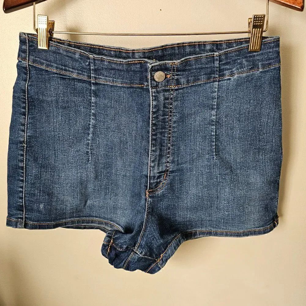 EUC WILD FABLE HIGHEST RISE SHORT SHORTS SIZE 14 / 32 REGULAR